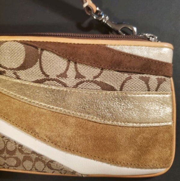 COACH - SUEDE WRISTLET - Picture 8 of 8
